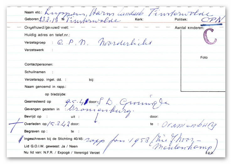 Systeemkaart van verzetsstrijder Harm Luppens (geb. 23 augustus 1913), arbeider uit Finsterwolde en destijd aangesloten bij de verzetsgroep CPN Noorderlicht. Hij is op 9 mei 1941 gearresteerd door de SD Groningen en is om het leven gekomen in het kamp Oranienburg (2) op 15 maart 1942. Bron: Groninger Archieven.